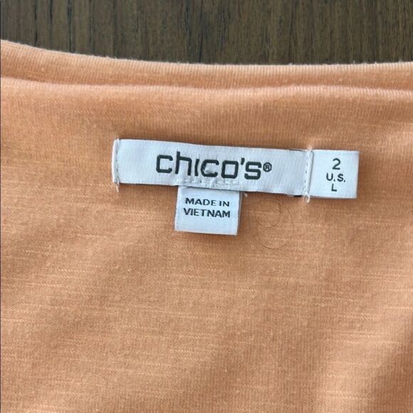 Chico's V-Neck Short Sleeve Top in Orange and Red - Picture 2 of 6